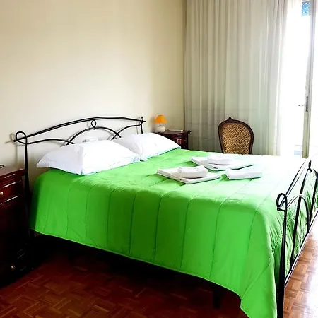 Guest house Millennium Guest *